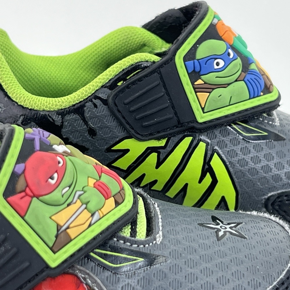 Boys Toddler & Little Kid Teenage Mutant Ninja Turtle TMNT Light up Shoes Size 9 - Picture 4 of 10